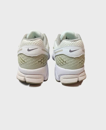 Nike Zoom Vomero 5 – Ligh Bone