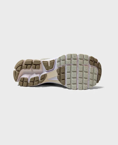 Nike Zoom Vomero 5 – Ligh Bone