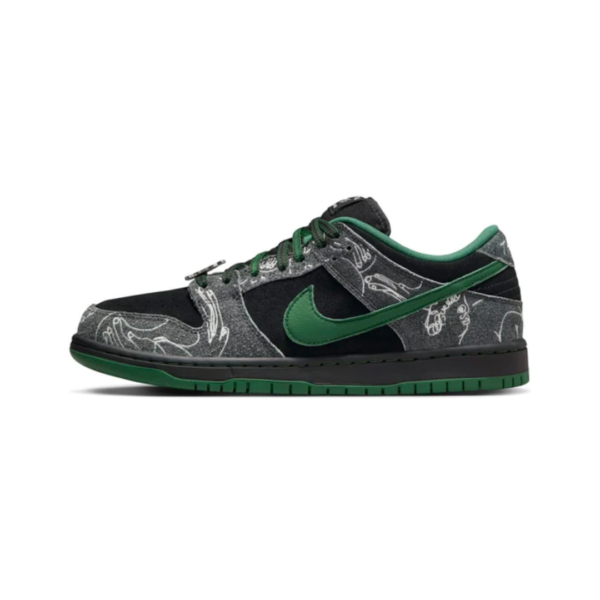 Nike x There Skateboard SB Dunk Low Pro ‘Anthracite Gorge Green’