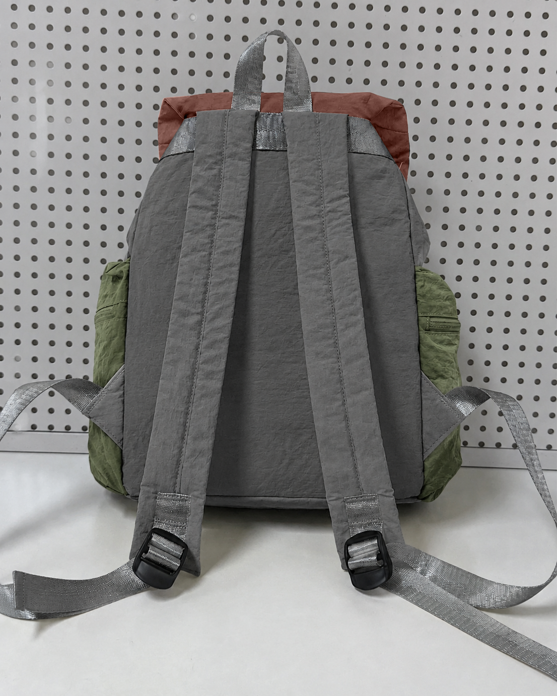 Adidas Trefoil Utility Drawstring Backpack (Charcoal Grey & Olive)