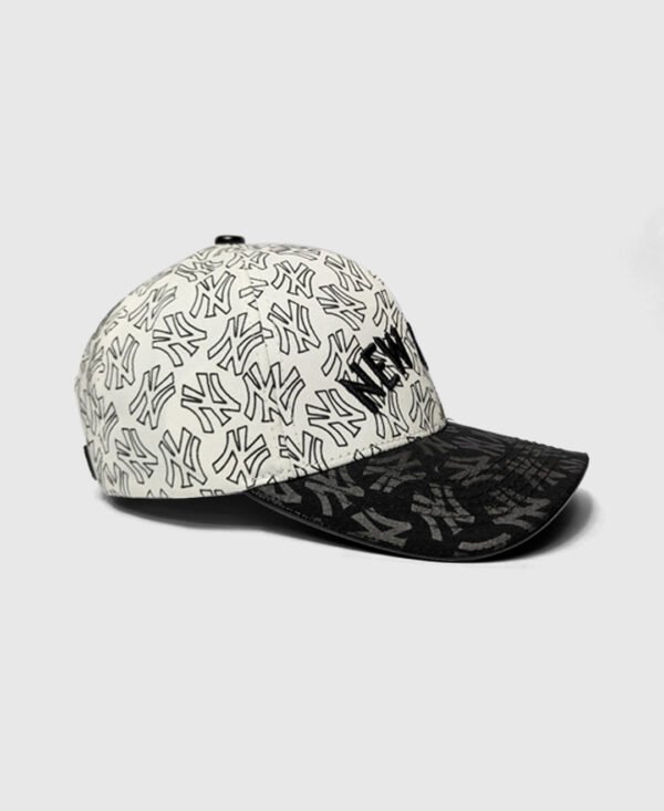 NY Snapback Cap- Black & White